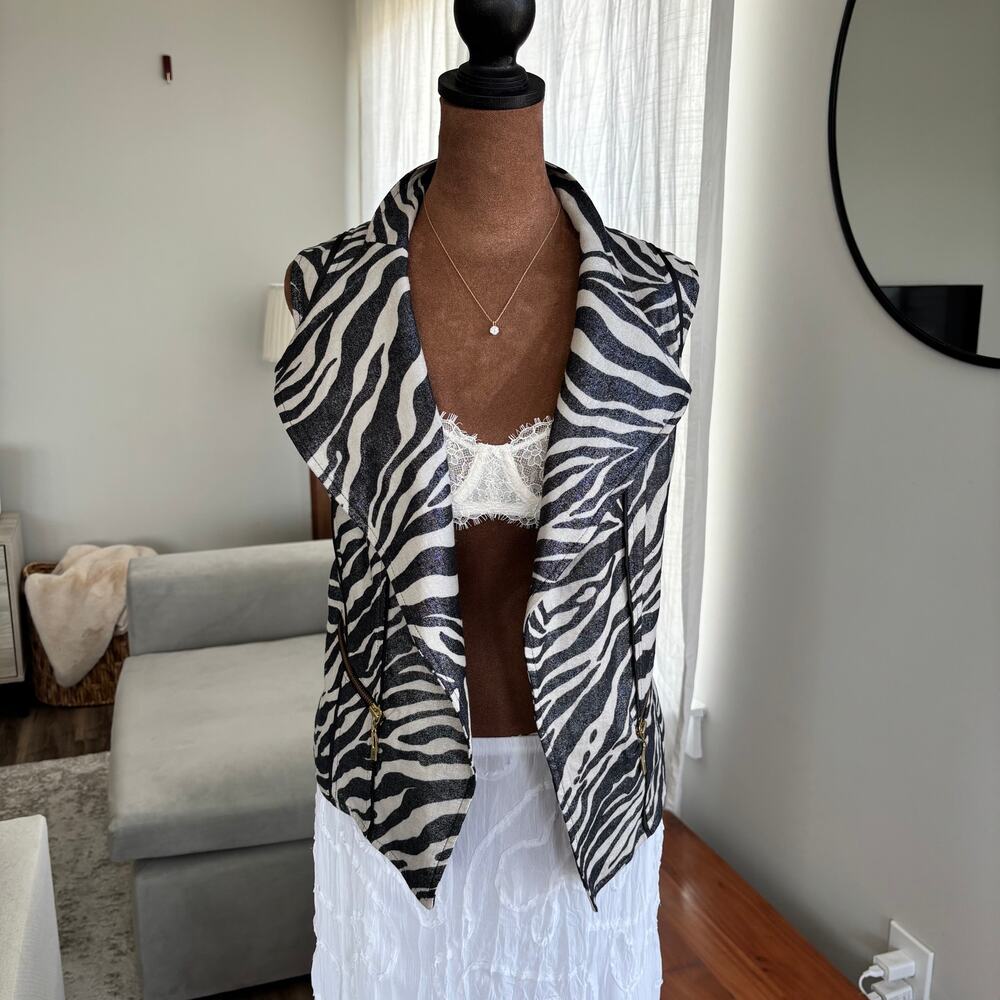 Chico's Zebra Print Linen Blend Foiled Vest Black Cream Metallic Shimmer Size 1